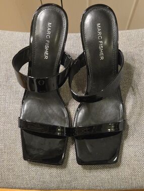 Marc Fisher Women’s Black Patent Slide Sandals